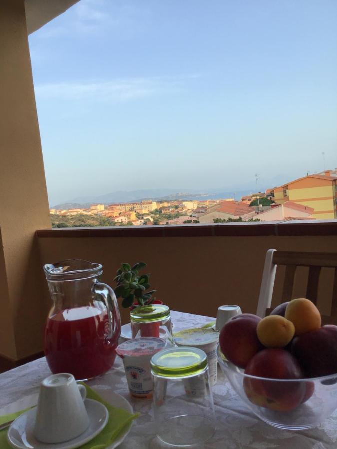 Bed and Breakfast L'Asfodelo Ла-Маддалена Екстер'єр фото